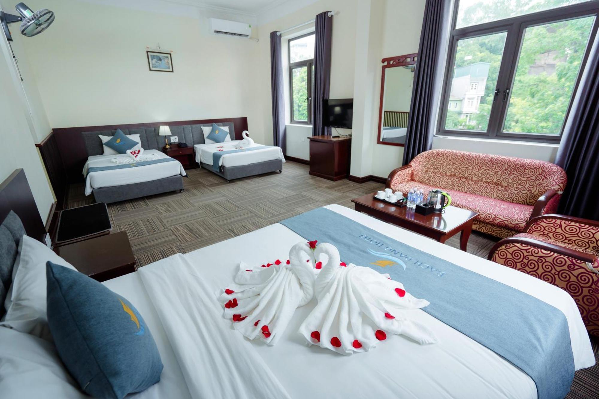 Bach Dang Ha Long Hotel מראה חיצוני תמונה