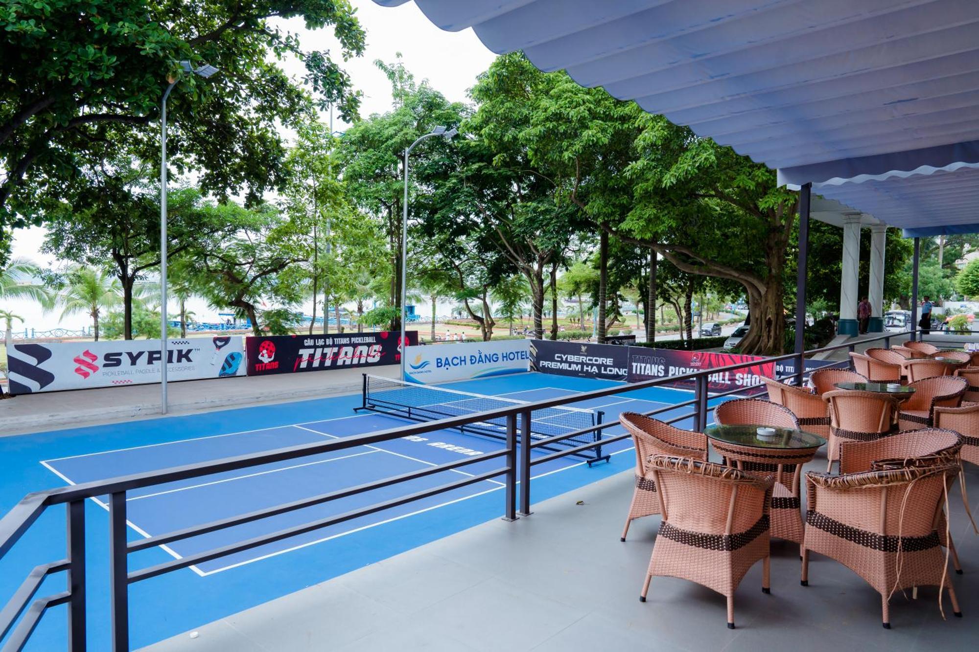 Bach Dang Ha Long Hotel מראה חיצוני תמונה